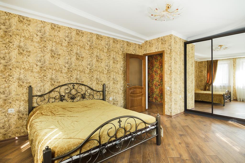Best Apartments On Deribasovskoy オデッサ エクステリア 写真