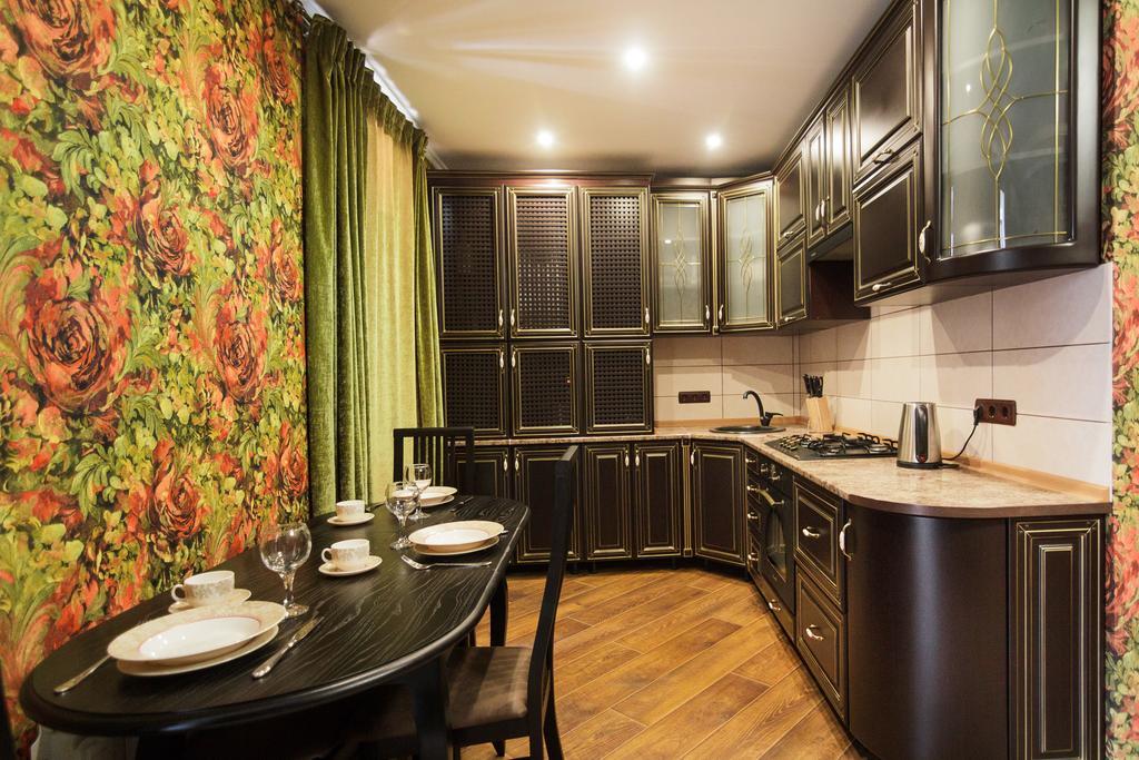 Best Apartments On Deribasovskoy オデッサ エクステリア 写真