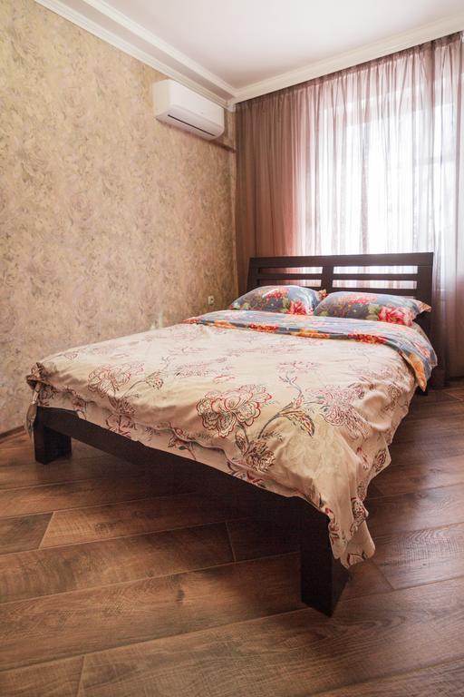Best Apartments On Deribasovskoy オデッサ エクステリア 写真